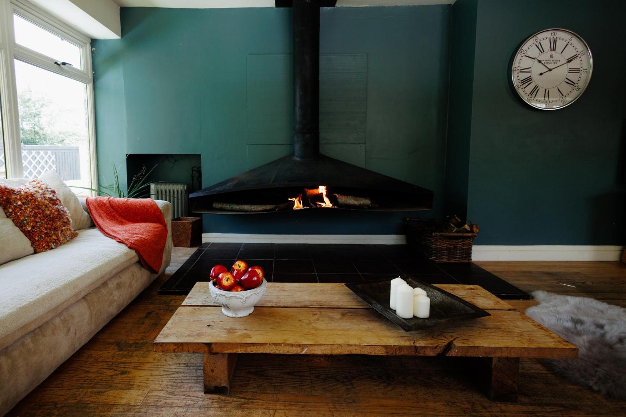 The West Barn Near Bath, Sleeps 24 And 2 Hot Tubs Villa บริสตอล ภายนอก รูปภาพ